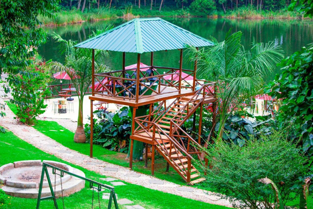 Bunyonyi Safaris Resort Kabale Exterior foto