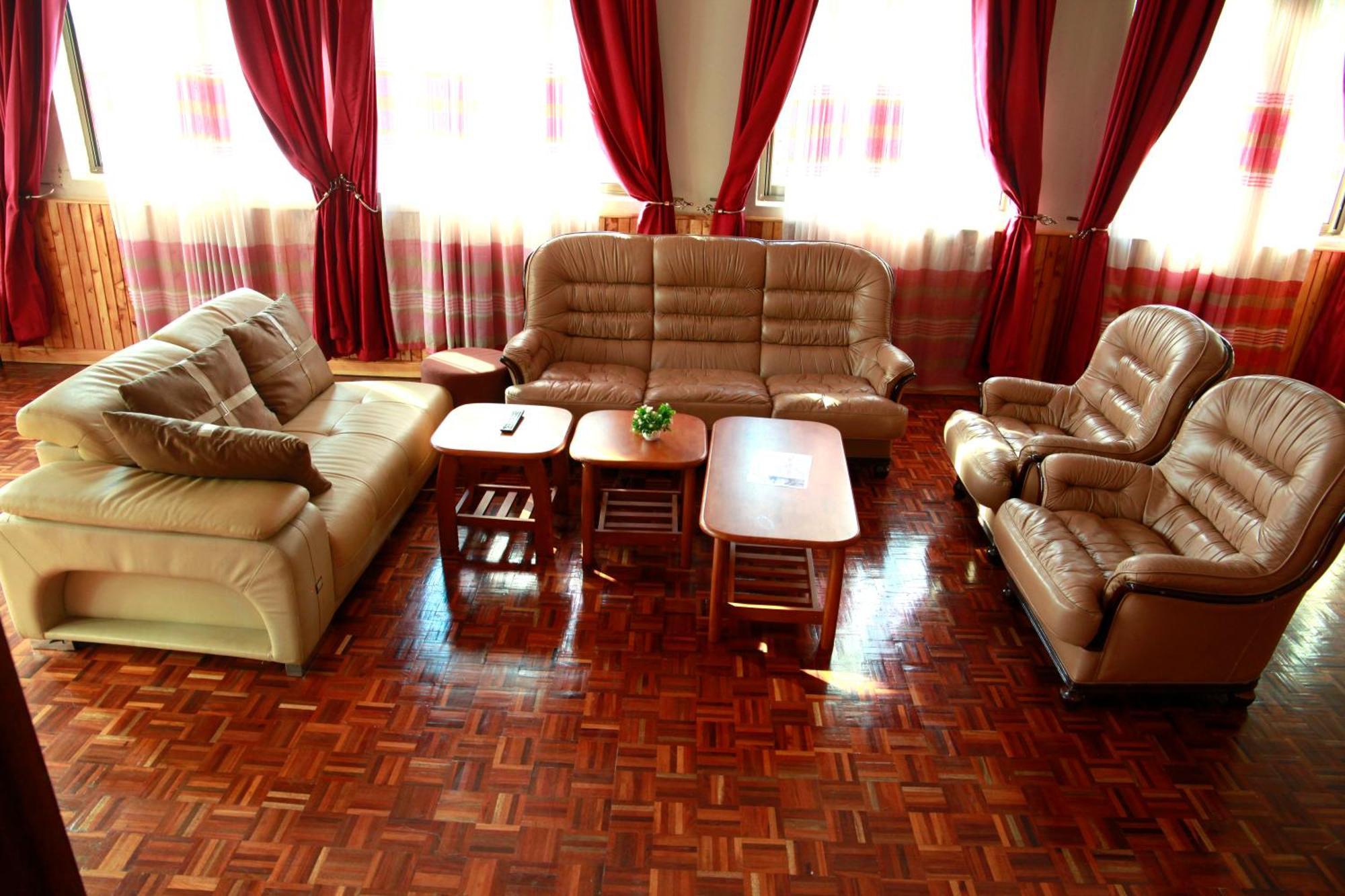 Bunyonyi Safaris Resort Kabale Exterior foto